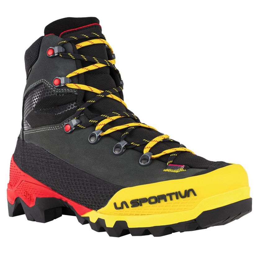 La Sportiva Aequilibrium LT GTX mountaineering boot